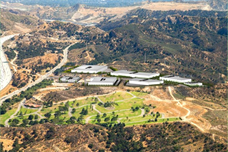 Sant a Clarita The-Center-at-Needham-Ranch-rendering_courtesy-Trammell-Crow-Company-990×659